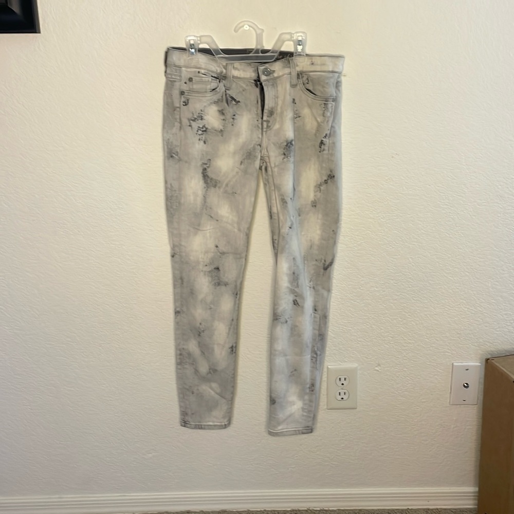 Size 29 For All Mankind light-wash grey jeans.
